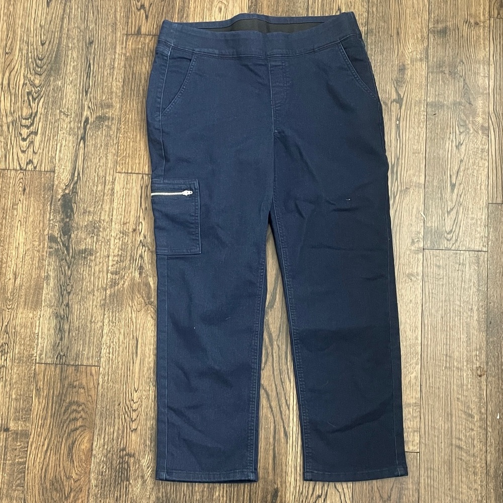 Stylish Women's Skinny Jeans in Deep Blue